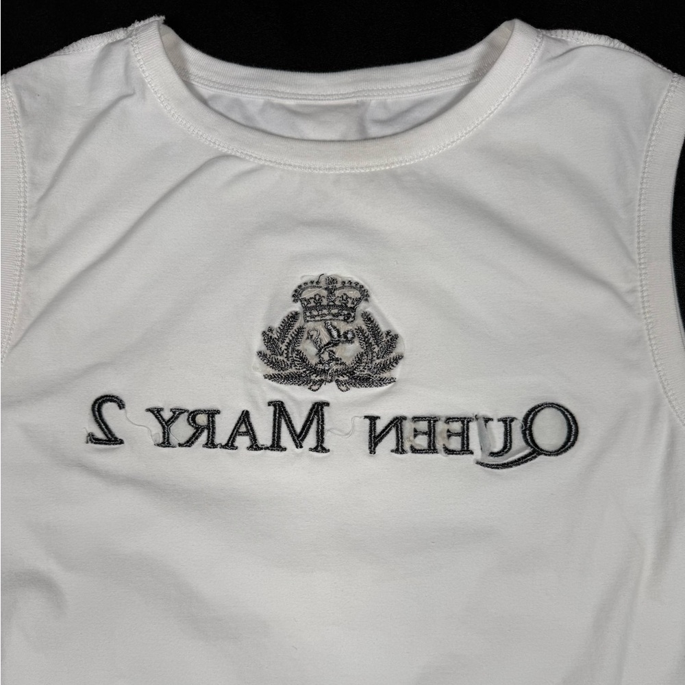 Vtg QUEEN MARY 2 Transatlantic Cruise Ship Sleeveless Embroidered T-Shirt - Picture 9 of 11